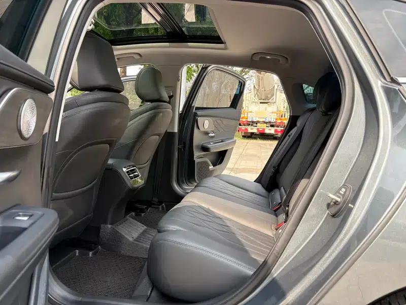 Chery Arrizo 8 PRO 2025 1.6T DCT Luxury Edition — миниатюра 23