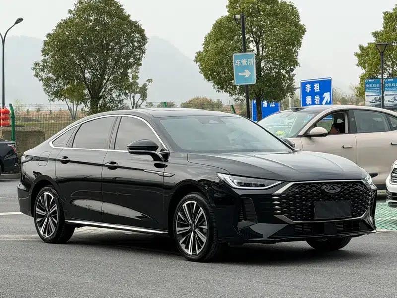Chery Arrizo 8 PRO 2025 1.6T DCT Comfort Model — миниатюра 3
