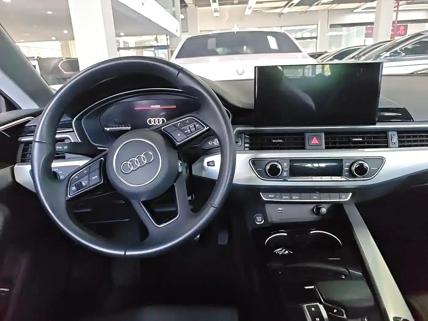 2023 Audi A5 Sportback 40 TFSI quattro Luxury Dynamic (Imported) — миниатюра 9