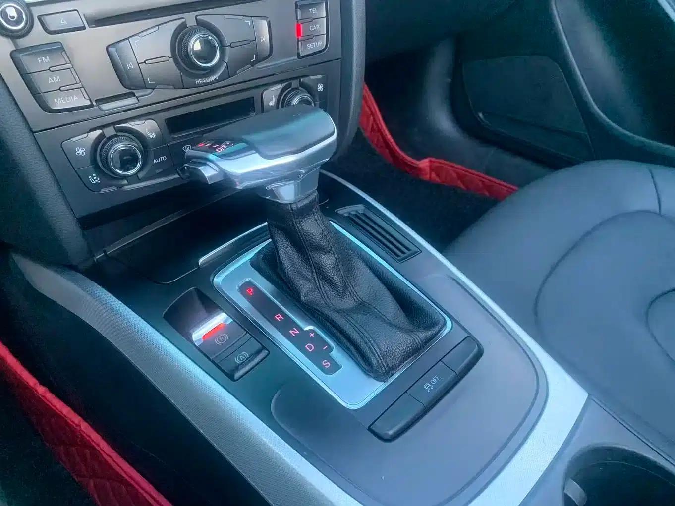 2010 Audi A5 Imported Model 2.0TFSI Cabriolet — миниатюра 20