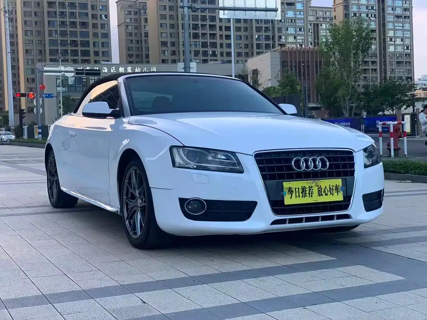 2010 Audi A5 Imported Model 2.0TFSI Cabriolet — миниатюра 3