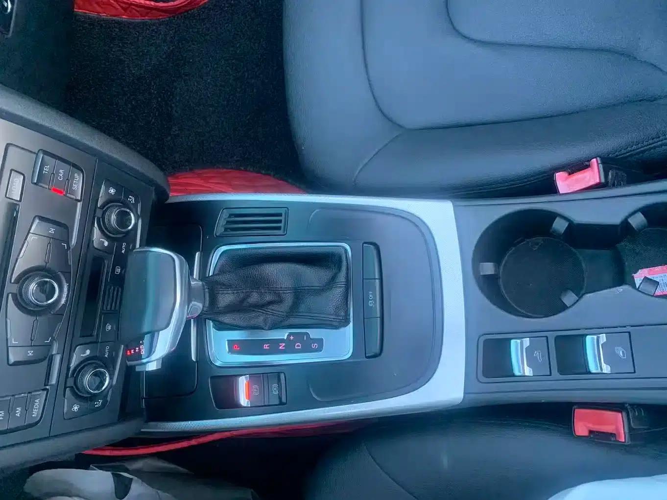 2010 Audi A5 Imported Model 2.0TFSI Cabriolet — миниатюра 21