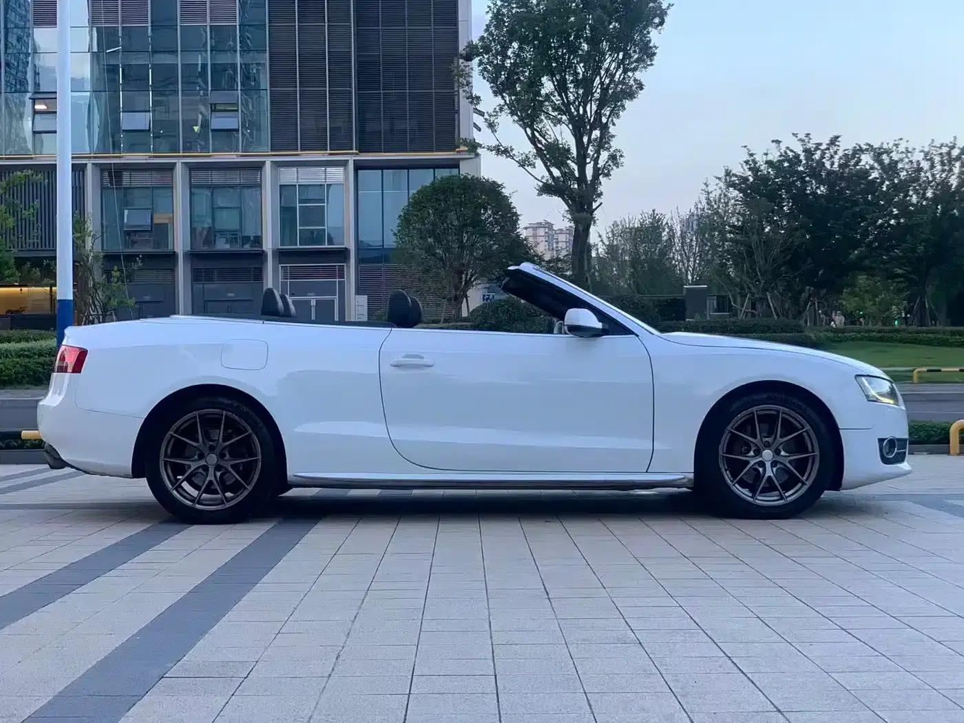 2010 Audi A5 Imported Model 2.0TFSI Cabriolet — миниатюра 27