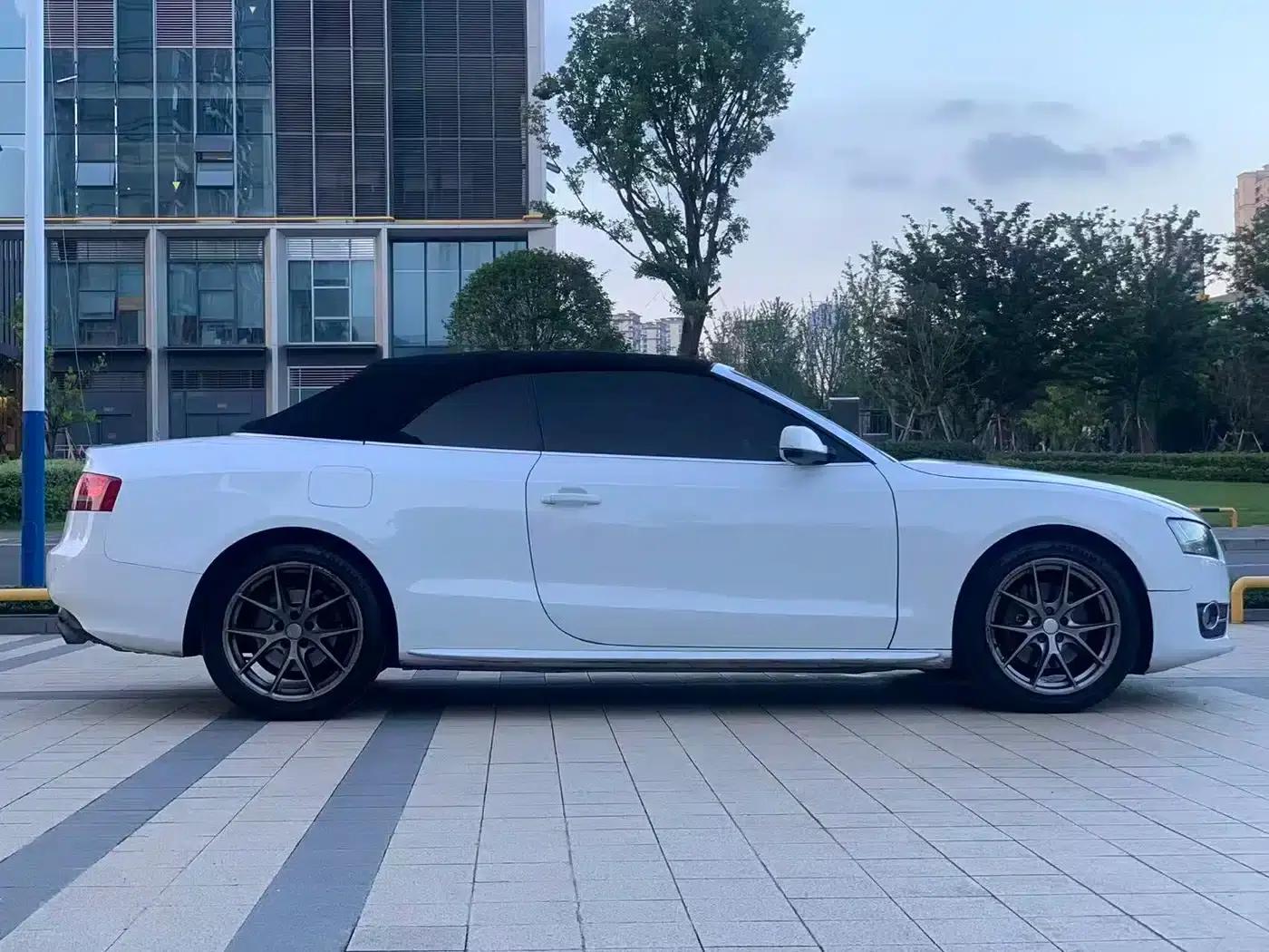 2010 Audi A5 Imported Model 2.0TFSI Cabriolet — миниатюра 5