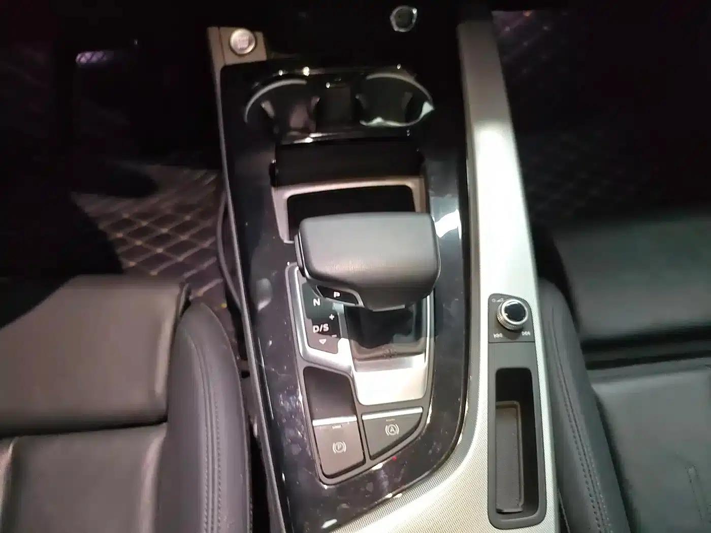 2023 Audi A5 Sportback 40 TFSI (Imported) - Fashionable and Dynamic Model — миниатюра 13