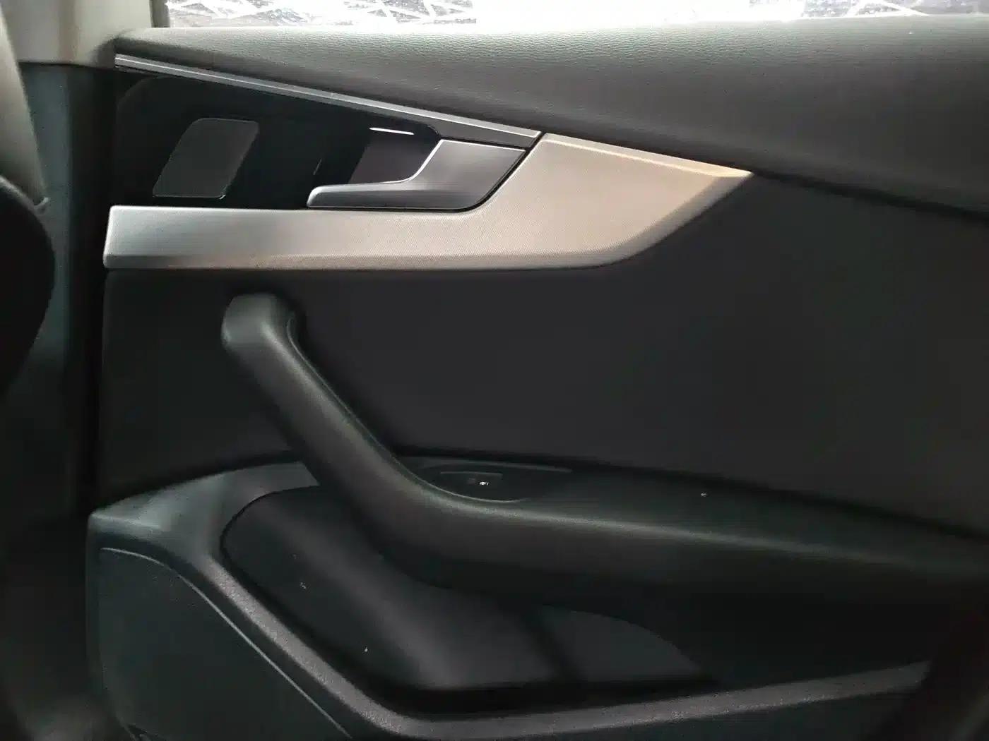 2023 Audi A5 Sportback 40 TFSI (Imported) - Fashionable and Dynamic Model — миниатюра 16