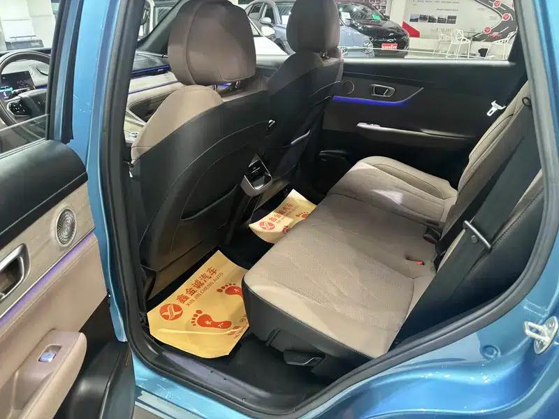 Chery Tiggo 8 PLUS C-DM 2025 1.5T Premium Edition — миниатюра 13