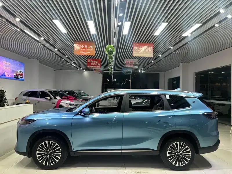 Chery Tiggo 8 PLUS C-DM 2025 1.5T Premium Edition — миниатюра 4