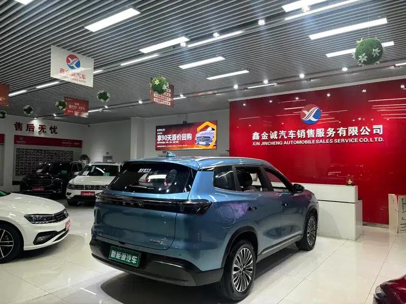 Chery Tiggo 8 PLUS C-DM 2025 1.5T Premium Edition — миниатюра 6