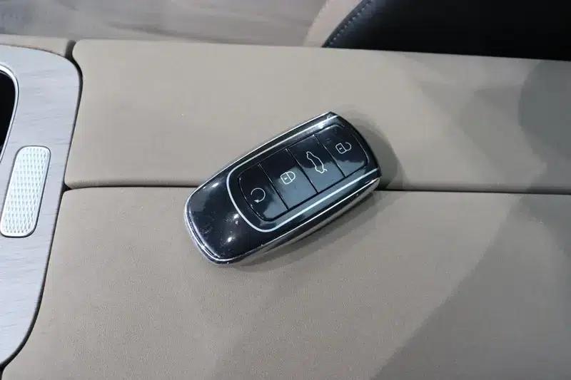 Chery Tiggo 8 PLUS C-DM 2025 1.5T Premium Edition — миниатюра 11