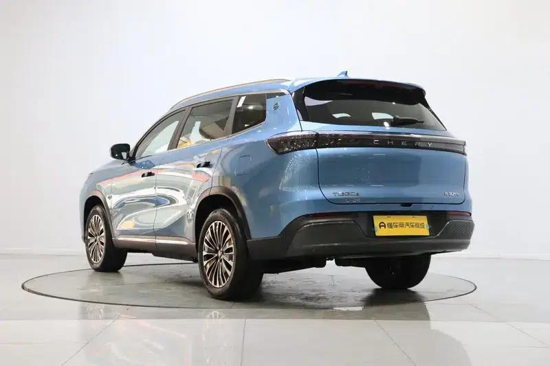 Chery Tiggo 8 PLUS C-DM 2025 1.5T Premium Edition — миниатюра 5