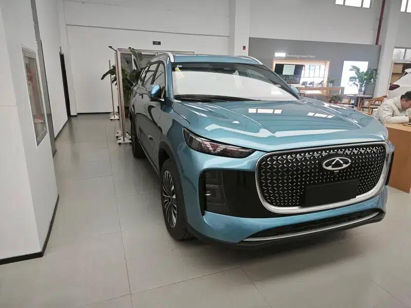 Chery Tiggo 8 PLUS C-DM 2025 1.5T Premium Edition — миниатюра 3
