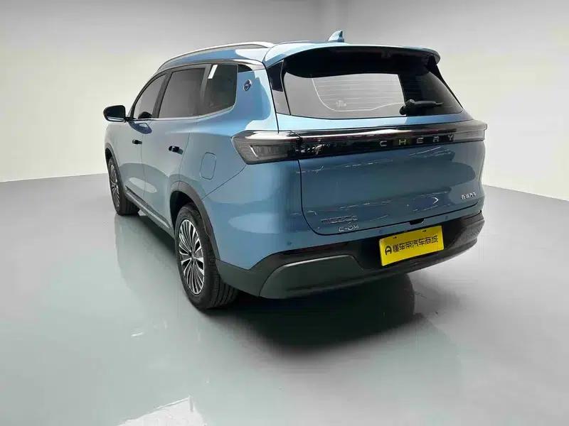 Chery Tiggo 8 PLUS C-DM 2025 1.5T Premium Edition — миниатюра 5