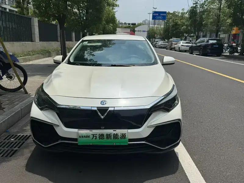 Venucia D60 EV 2022 Battery Swapping Version — миниатюра 2