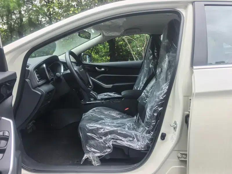 Venucia D60 EV 2022 PLUS CI Comfort Edition — миниатюра 18