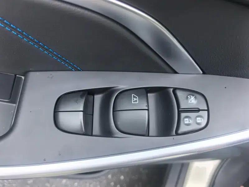 Venucia D60 EV 2022 PLUS CI Comfort Edition — миниатюра 20