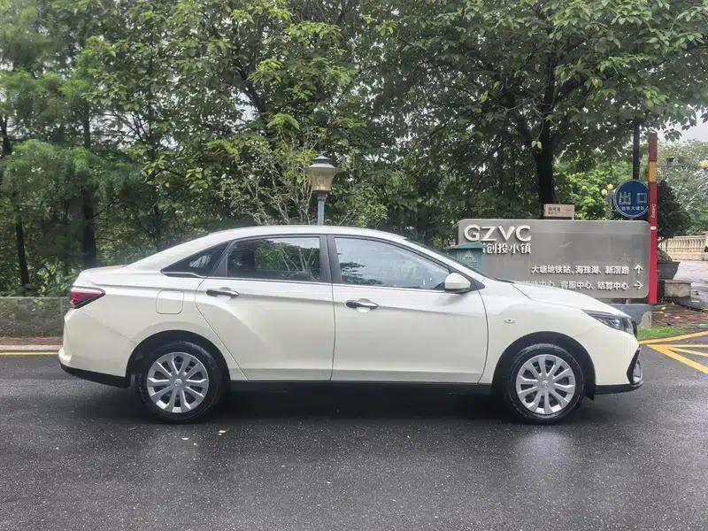 Venucia D60 EV 2022 PLUS CI Comfort Edition — миниатюра 6
