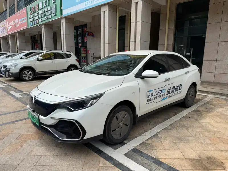 Venucia D60 EV 2022 PLUS SI+ Comfort Edition — миниатюра 1