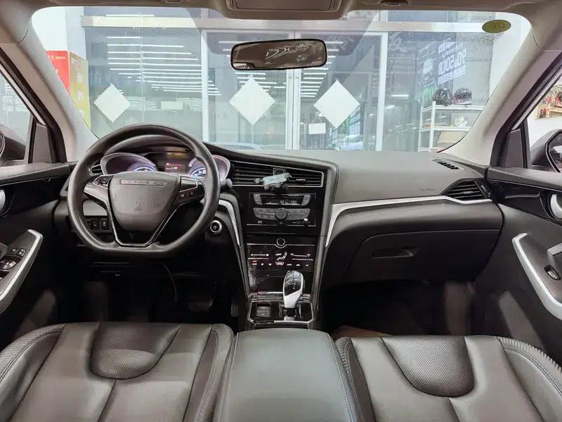 Venucia D60 EV 2022 Standard Range Comfort Edition — миниатюра 13
