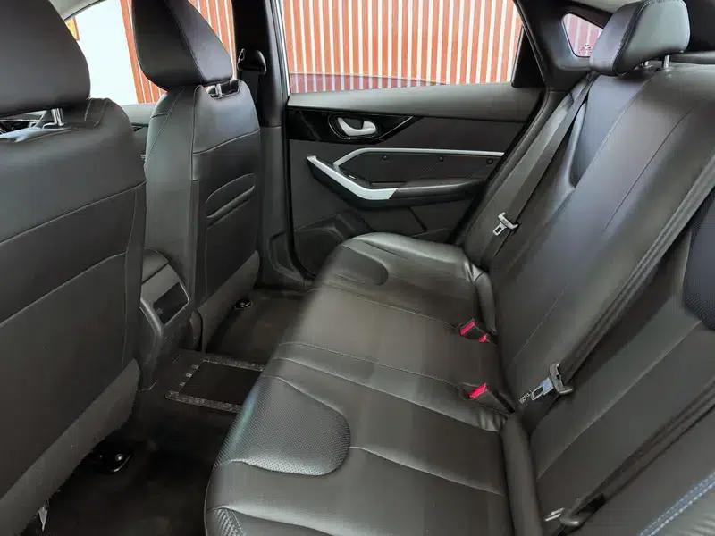 Venucia D60 EV 2022 Standard Range Comfort Edition — миниатюра 17
