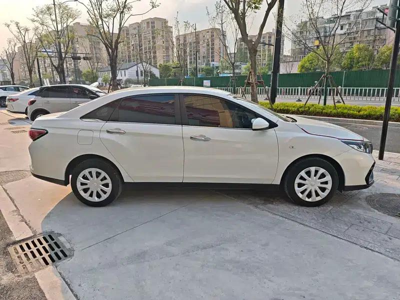Venucia D60 EV 2022 Standard Range Smart Edition - Online Ride-Hailing — миниатюра 5