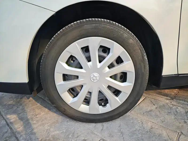 Venucia D60 EV 2022 Standard Range Smart Edition - Online Ride-Hailing — миниатюра 8