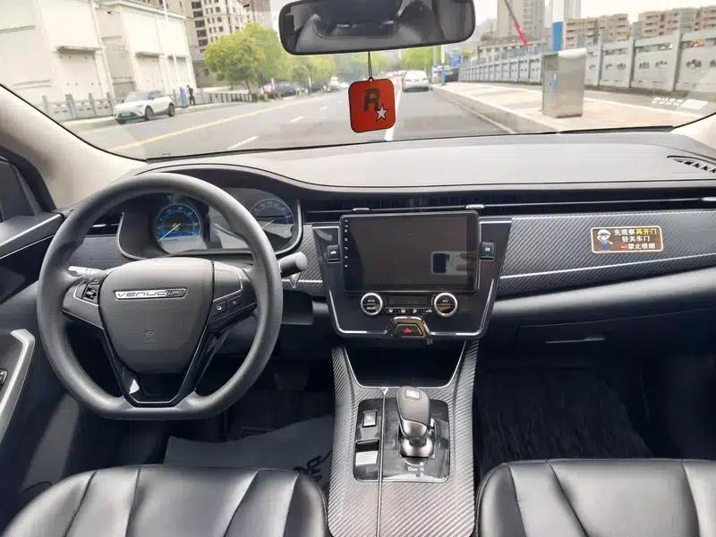 Venucia D60 EV 2022 PLUS SI Comfort Edition — миниатюра 9