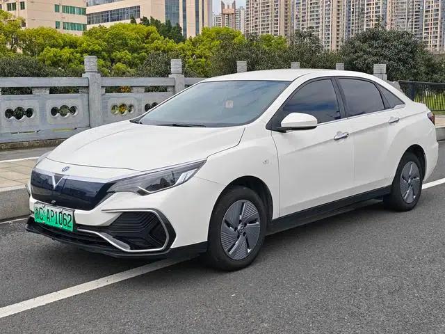 Venucia D60 EV 2022 PLUS SI Comfort Edition