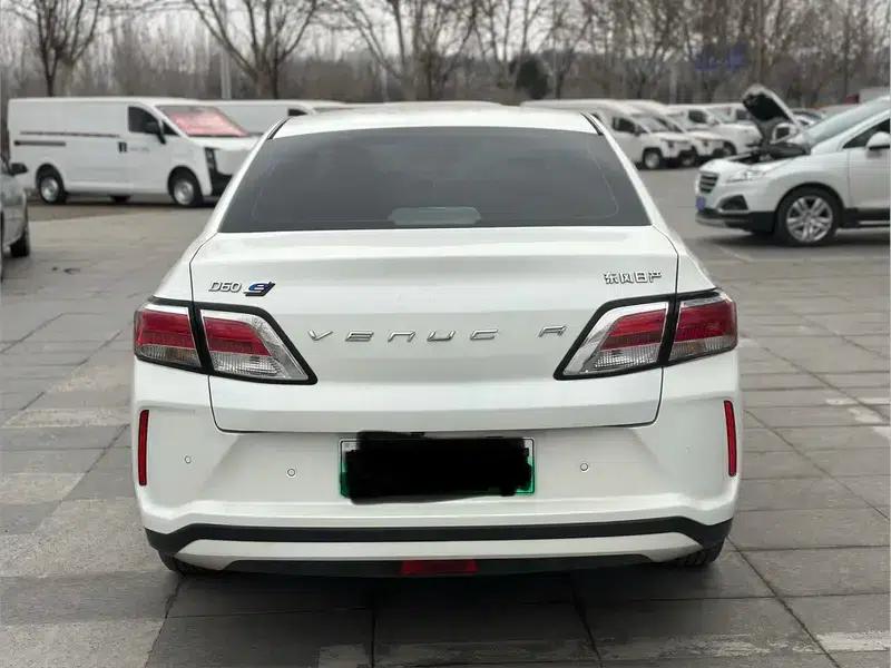Venucia D60 EV 2022 Standard Range Comfort Edition — миниатюра 4