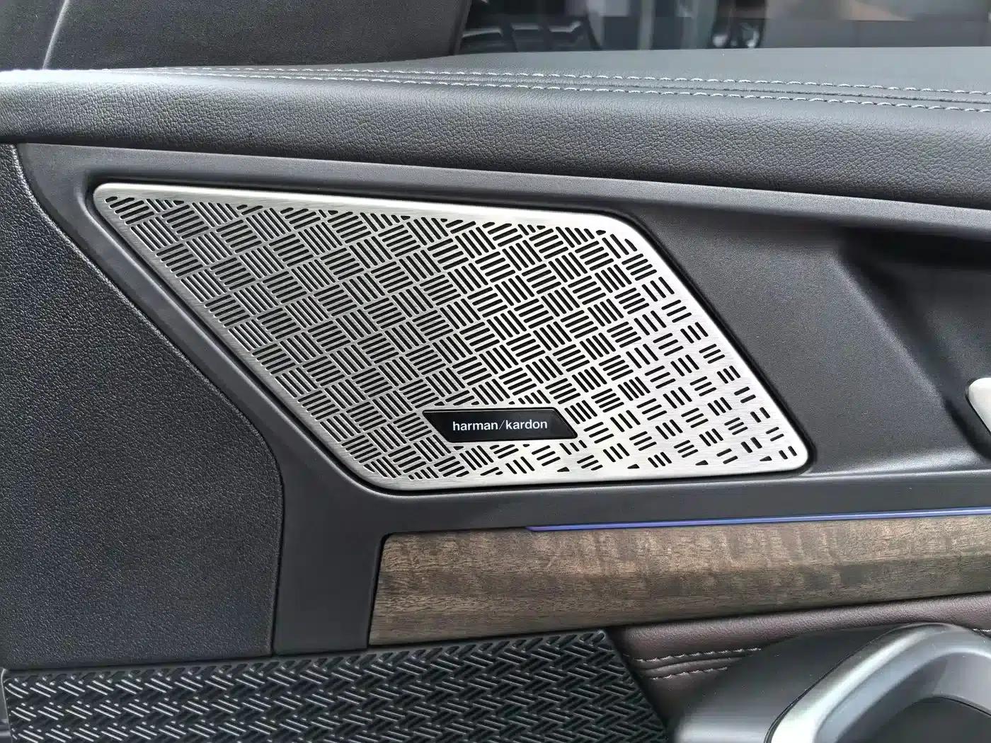BMW X1 2023 sDrive25Li M Sport Package — миниатюра 12