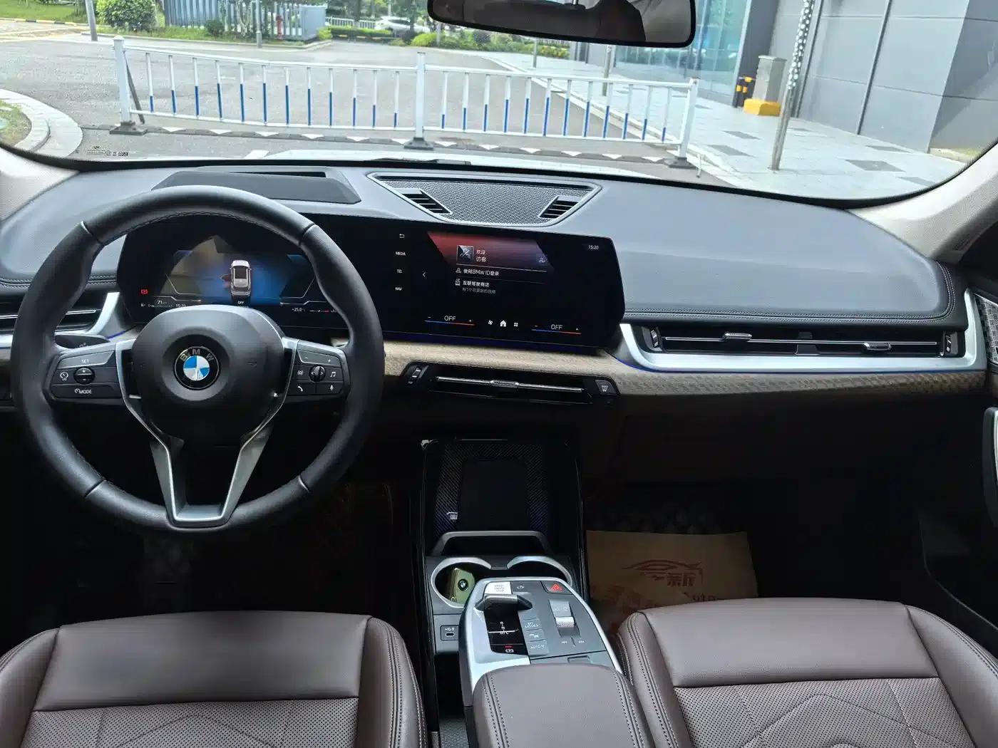 BMW X1 2023 sDrive25Li M Sport Package — миниатюра 9