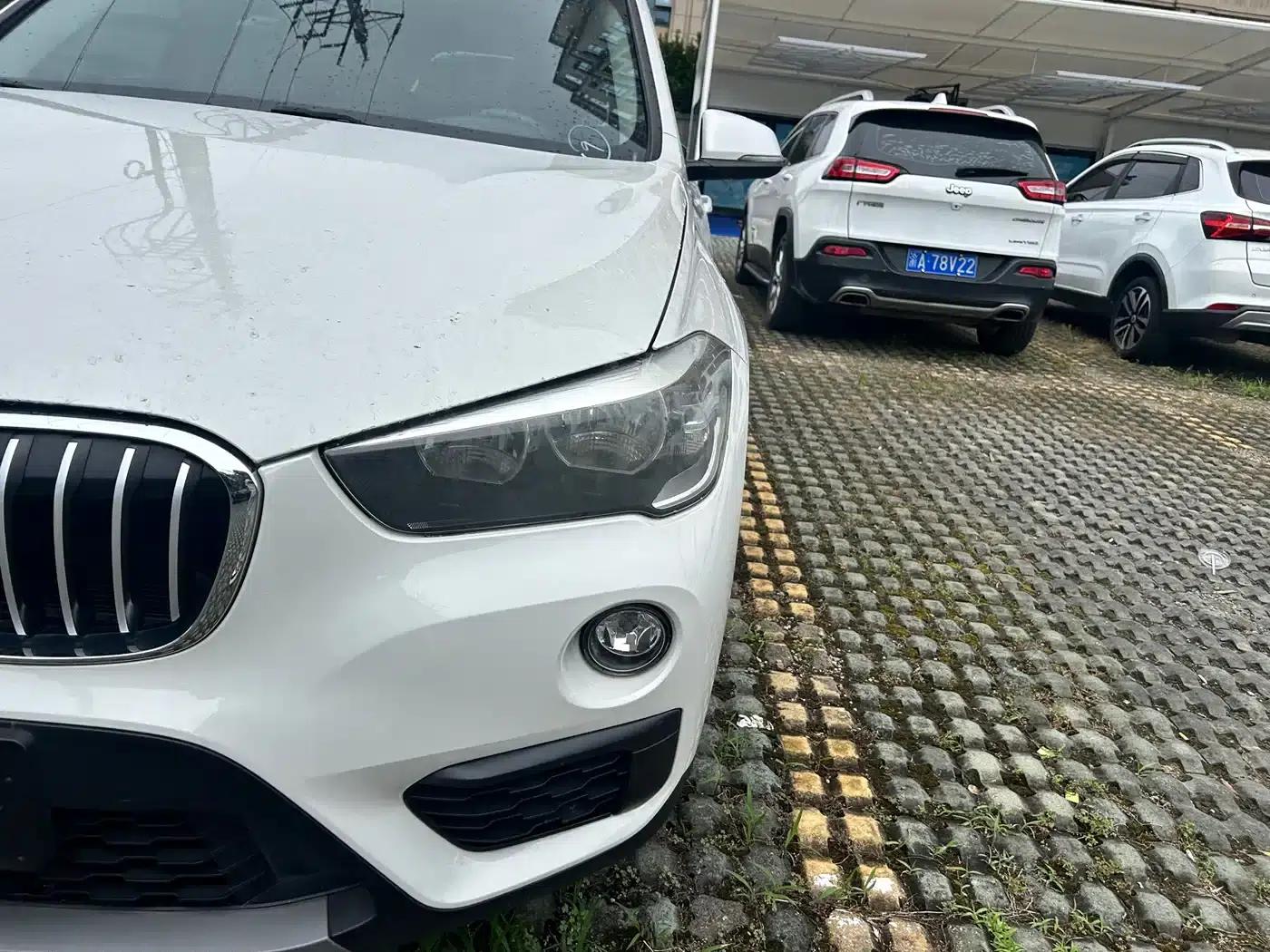 BMW X1 2016 sDrive18Li Fashion Edition — миниатюра 13