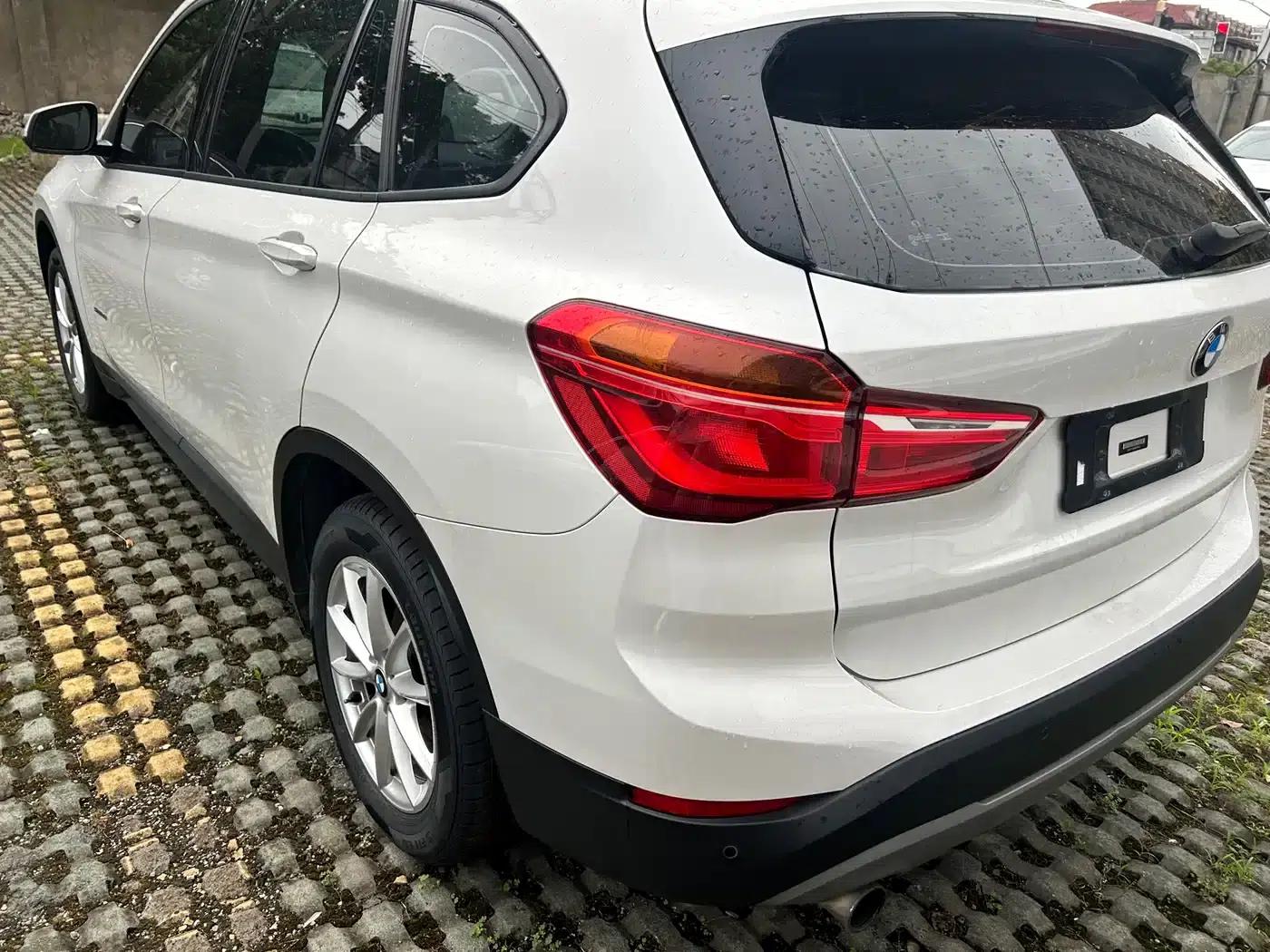BMW X1 2016 sDrive18Li Fashion Edition — миниатюра 4