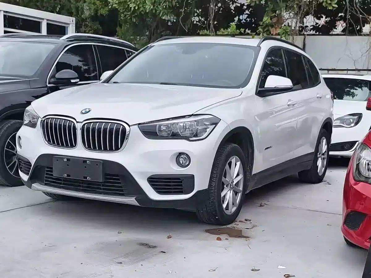 BMW X1 2016 sDrive18Li Fashion Edition — миниатюра 1