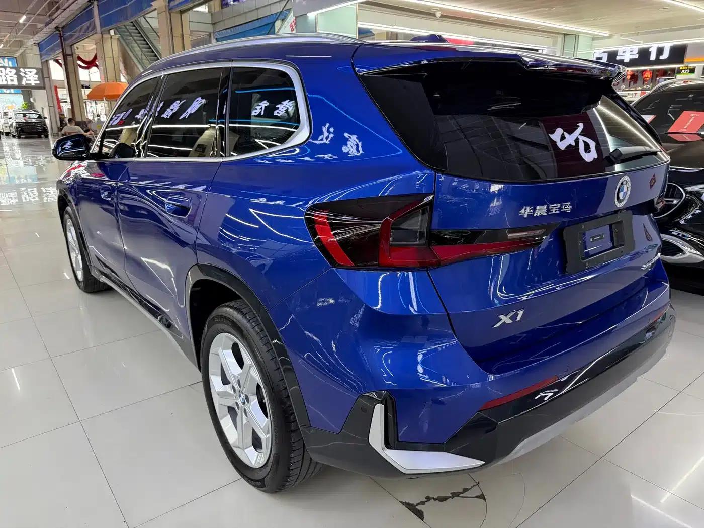 2023 BMW X1 sDrive20Li X Design Package — миниатюра 6