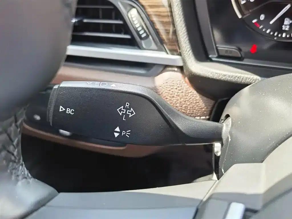 BMW X1 2021 xDrive25Li Premium — миниатюра 28