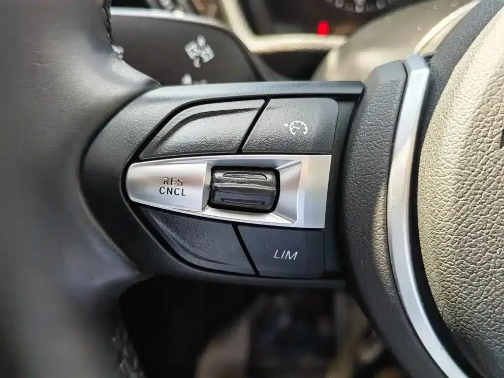 BMW X1 2021 xDrive25Li Premium — миниатюра 30