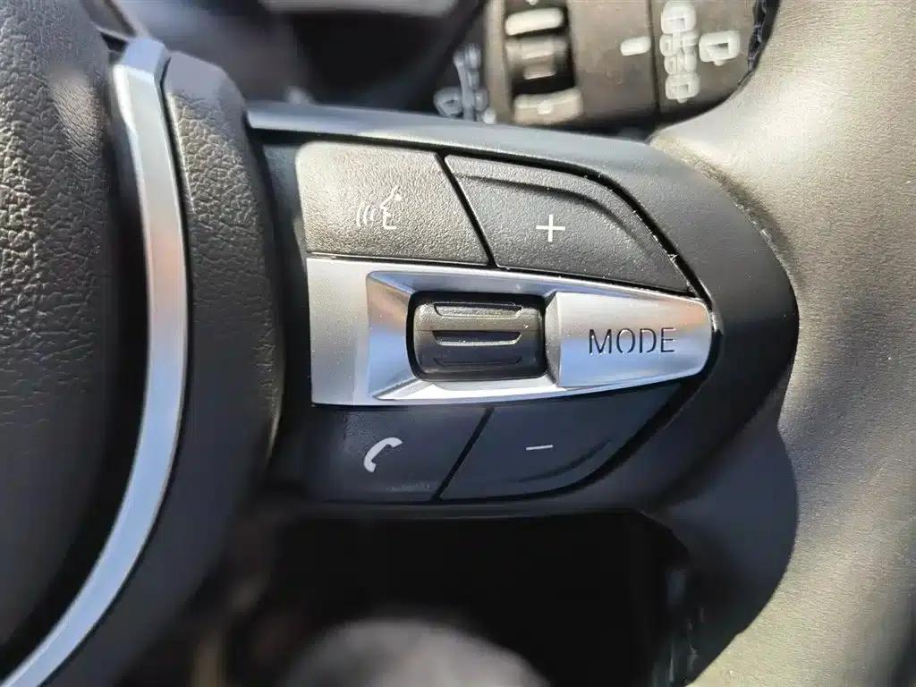 BMW X1 2021 xDrive25Li Premium — миниатюра 31