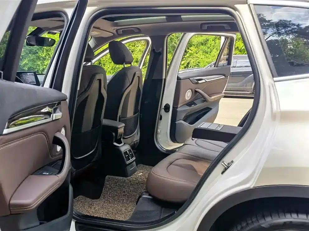 BMW X1 2021 xDrive25Li Premium — миниатюра 10