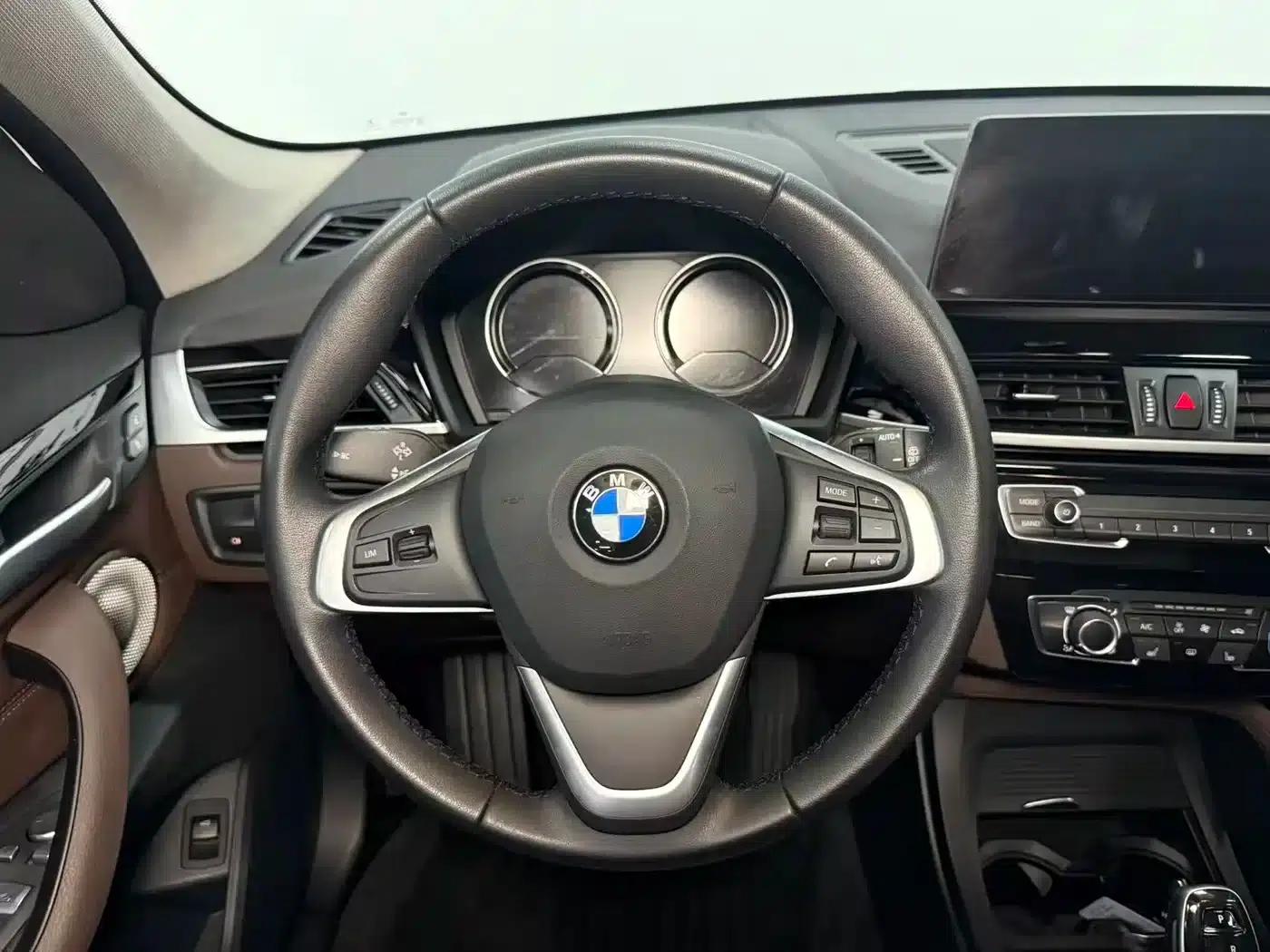 BMW X1 2022 sDrive20Li Fashion Edition — миниатюра 12