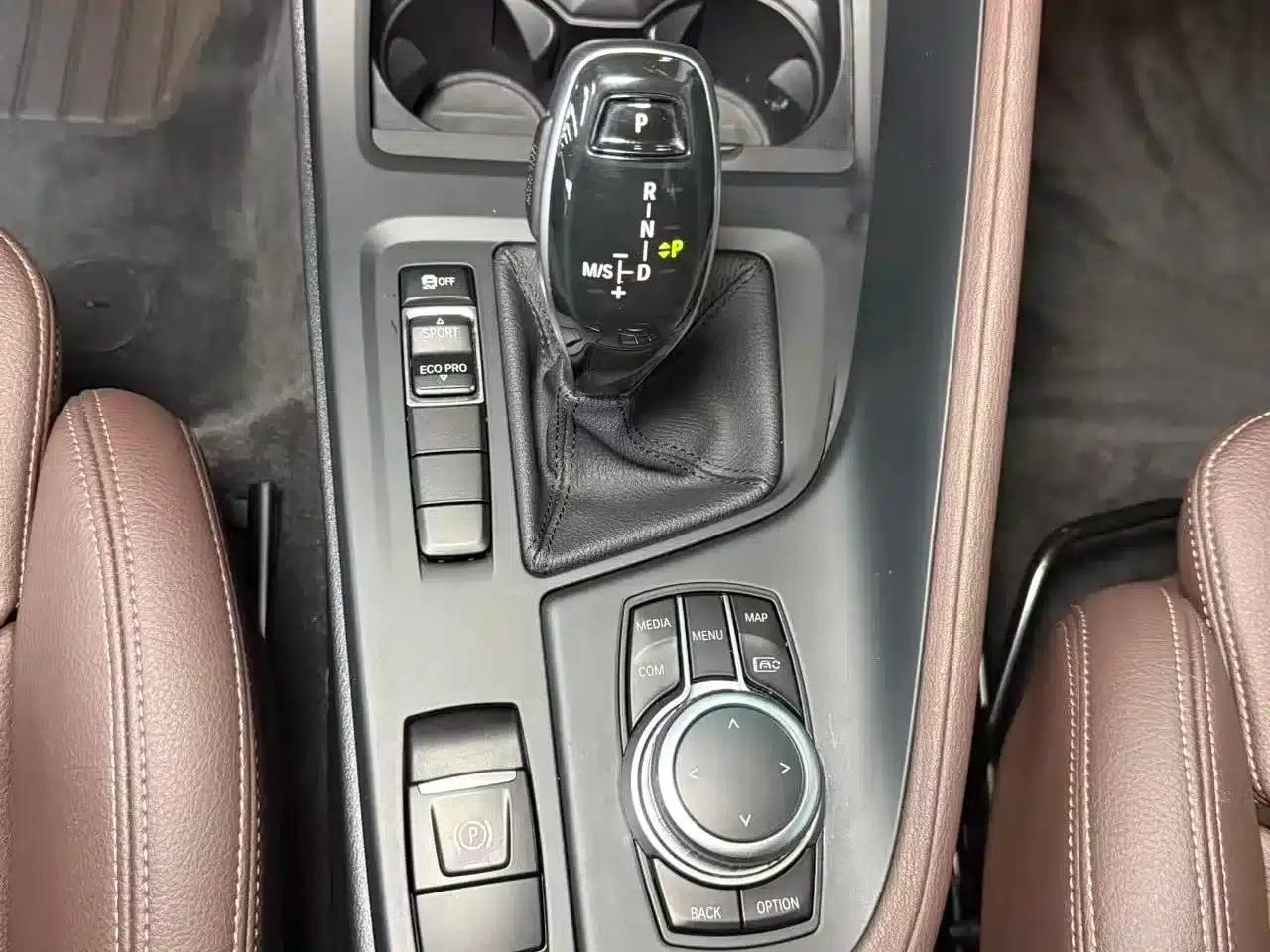 BMW X1 2022 sDrive20Li Fashion Edition — миниатюра 15