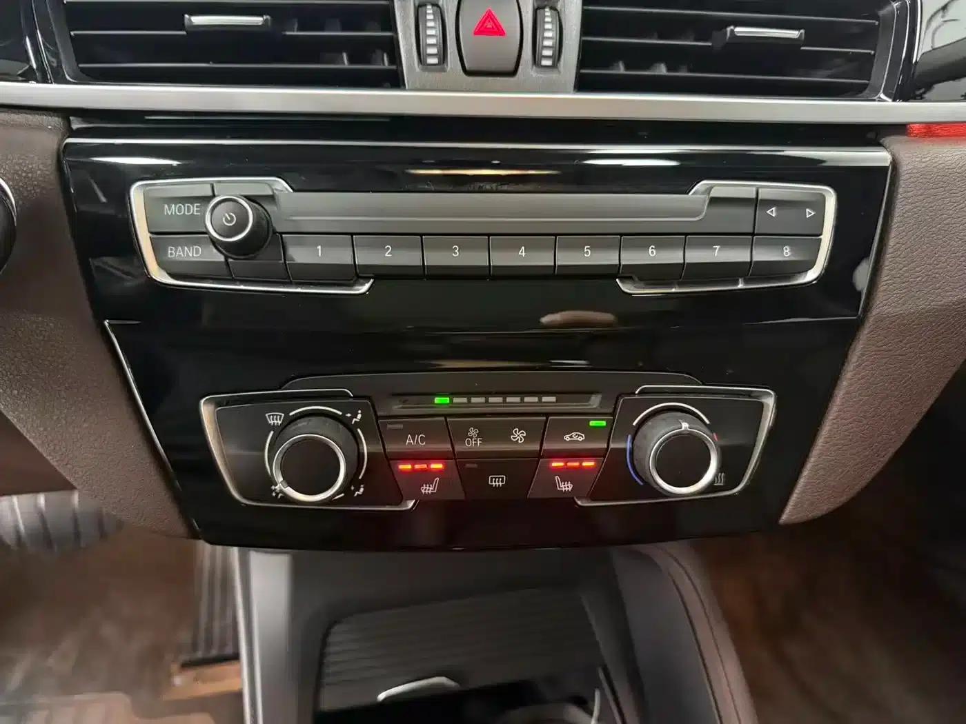 BMW X1 2022 sDrive20Li Fashion Edition — миниатюра 16