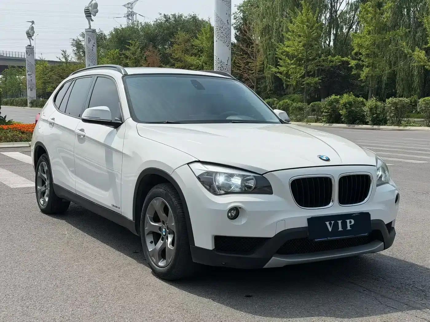BMW X1 2013 sDrive18i Manual — миниатюра 3