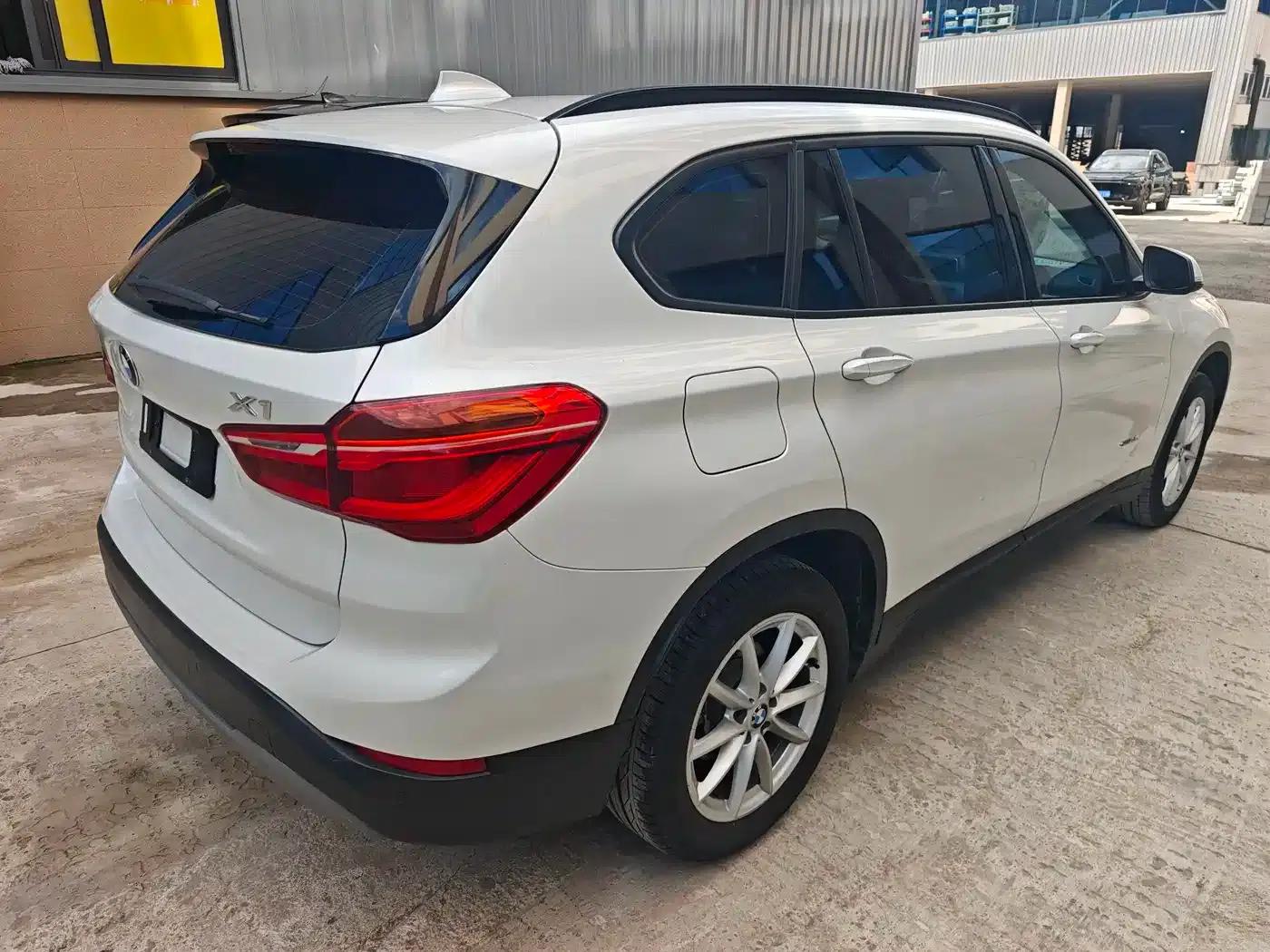 BMW X1 2016 sDrive18Li Fashion Edition — миниатюра 4
