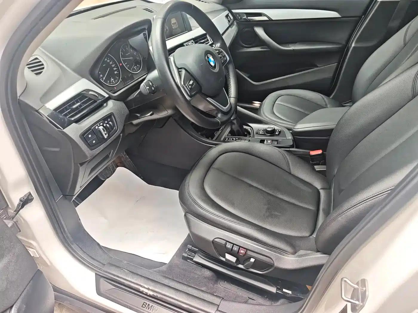 BMW X1 2016 sDrive18Li Fashion Edition — миниатюра 9