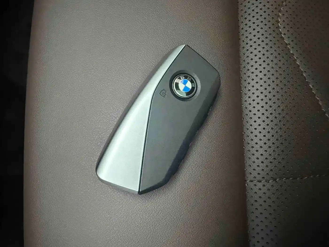 2024 BMW X1 sDrive25Li X Design Package — миниатюра 12