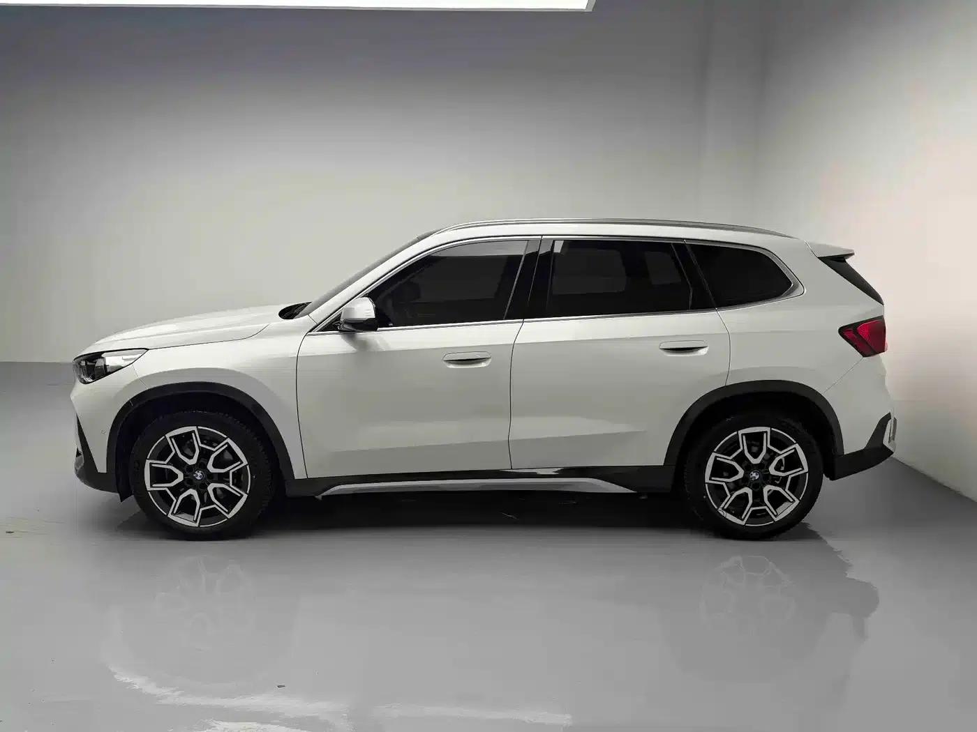 2024 BMW X1 sDrive25Li X Design Package — миниатюра 14