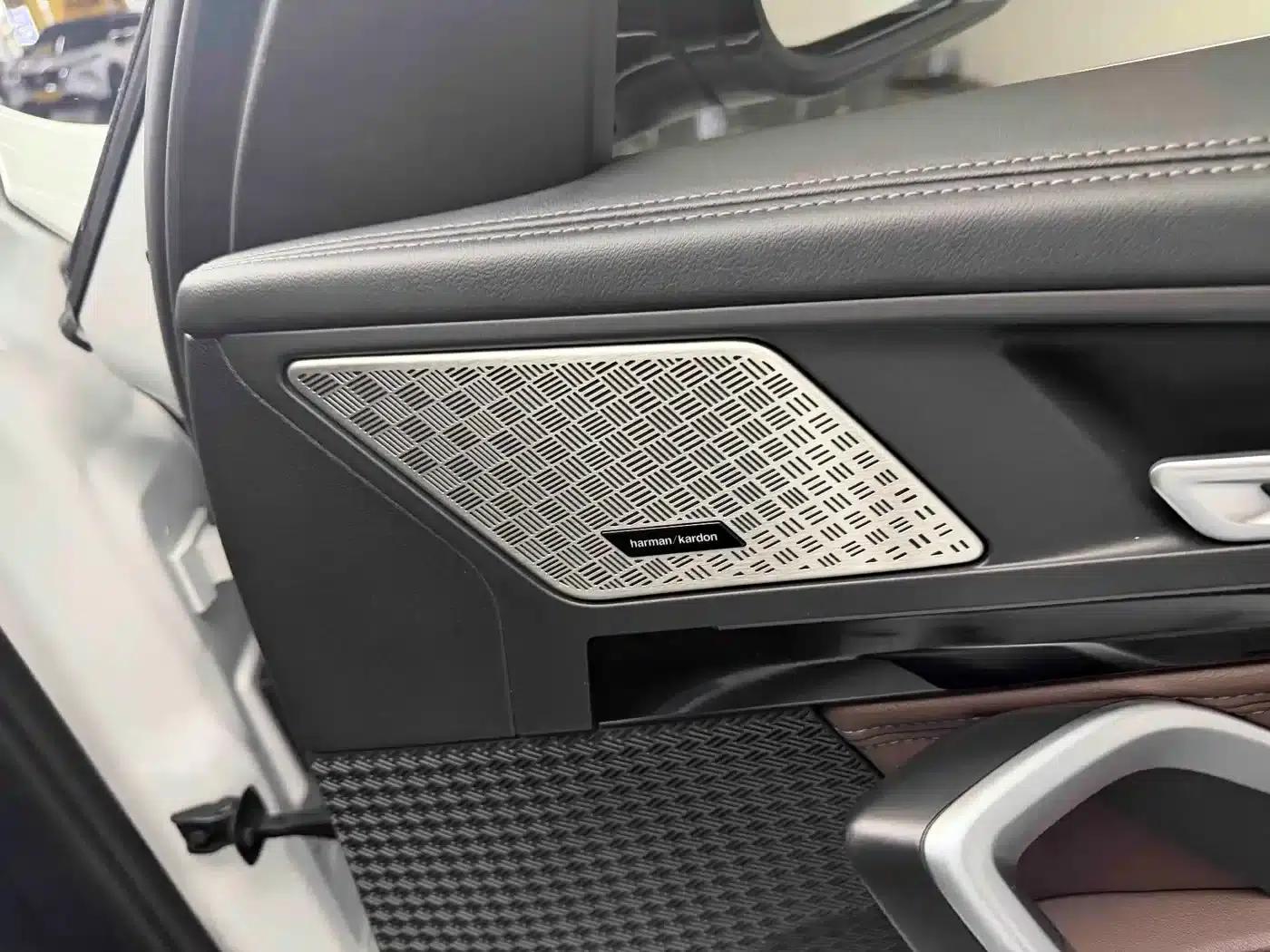 2024 BMW X1 sDrive25Li X Design Package — миниатюра 10