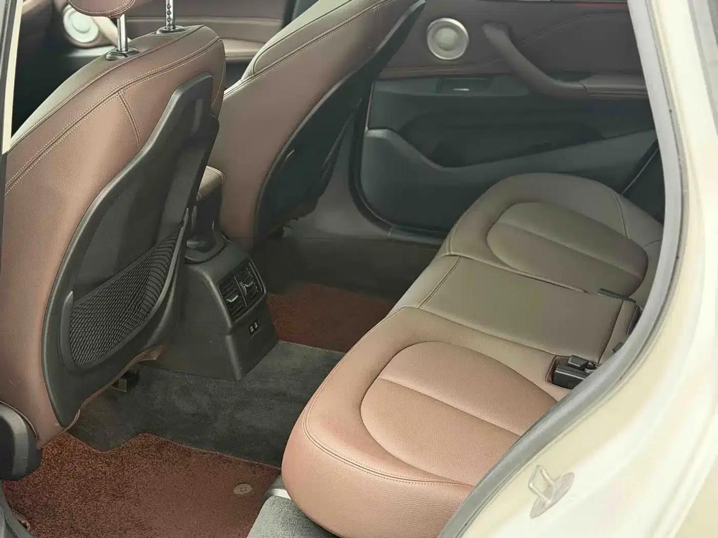 BMW X1 2022 sDrive25Li Leading Edition — миниатюра 6