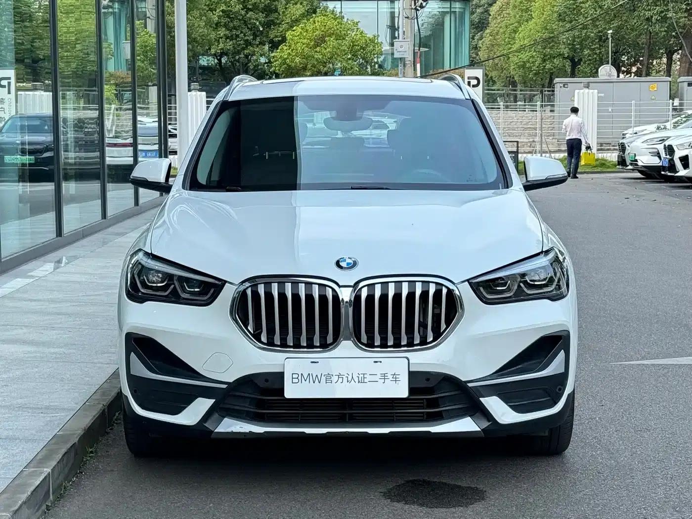 BMW X1 2020 xDrive25Li Premium — миниатюра 2